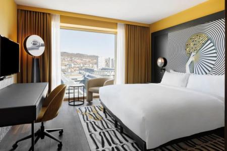 Renaissance Zurich Tower - 61