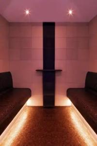 Renaissance Zurich Tower - 17