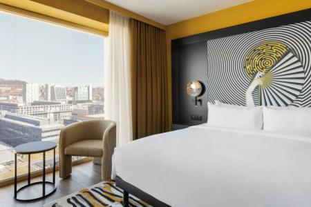 Renaissance Zurich Tower - 62