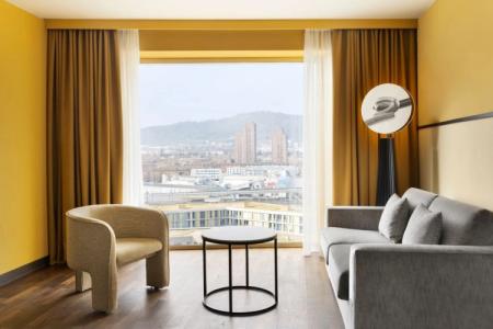 Renaissance Zurich Tower - 66