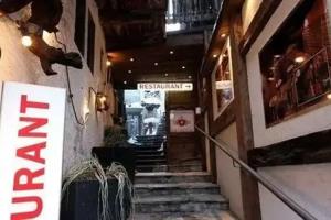 Petit Helvetia Budget Hotel, Zermatt