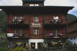 Chalet Annelis Apartments, Zermatt