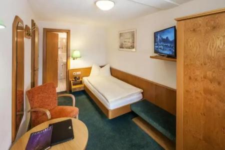 - Steakhouse Cheminée - 28