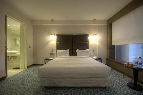 The Claridale Ballygunge - 22