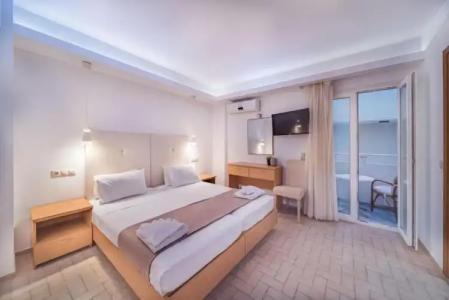 Soleil Apartments  Studios - 38