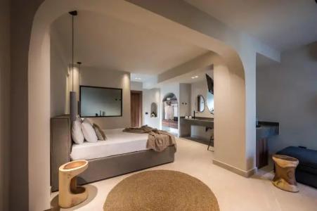 Soleil Apartments  Studios - 24