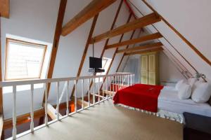 The Three Sisters Hotel, Tallinn