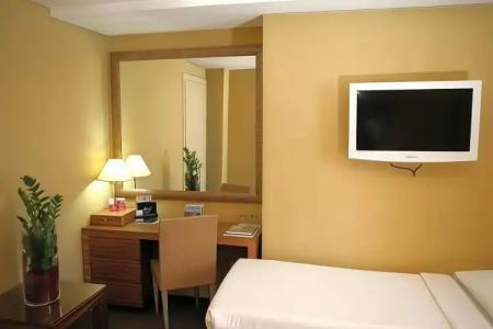 Mercure Roma Centro St. John - 57