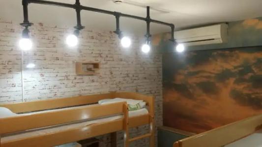 Envoy Hostel  Tours - 36