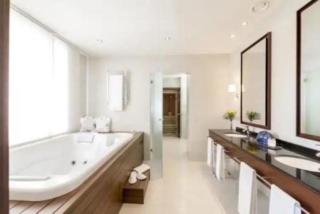 Barcelona Center - 122