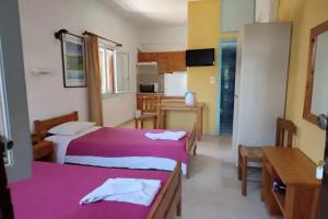 Fotula Studios, Agia Pelagia