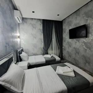 The Afrosiyob Ok - 52