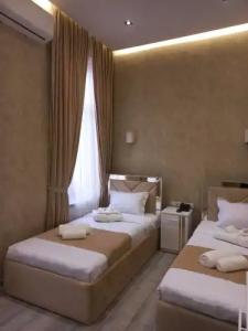 The Afrosiyob Ok - 53