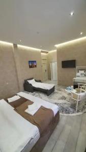 The Afrosiyob Ok - 38