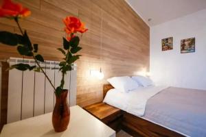 Twin House, Ognyanovo