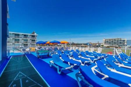 The Crusader Oceanfront Family Resort - 18