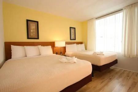 The Crusader Oceanfront Family Resort - 61