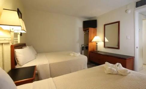 The Crusader Oceanfront Family Resort - 53