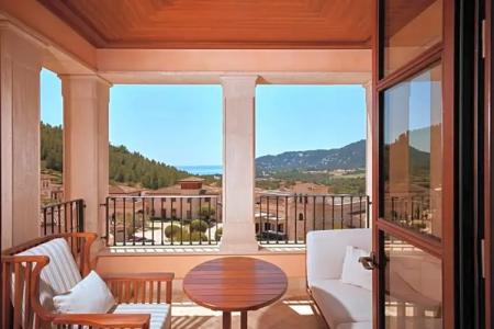 Cap Vermell Grand - 102