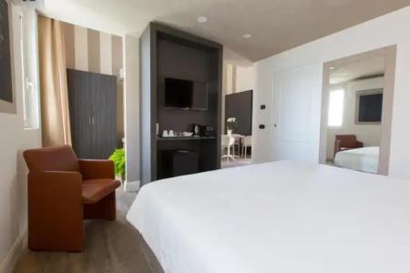 Al Campanile - Luxury Suites & Apartments - 152