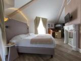 Suite with partial view