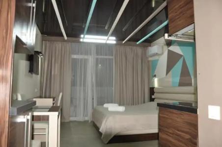 White Sail Apartments - 4