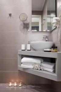 The Gardens Gallery - 34