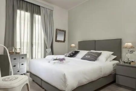 The Gardens Gallery - 22