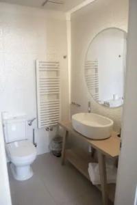 XII Century Heritage - 8