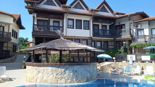 Pearl Apartments - 21