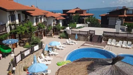 Pearl Apartments - 34