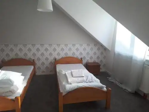 Cremova Aparthotel - 4