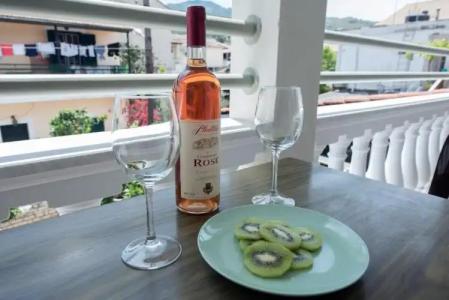 The Orange Garden Apartments - 17