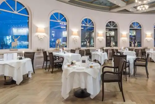 Schweizerhof St. Moritz - 15