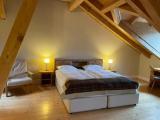 3 Bedrooms Apartment
