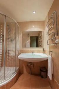 Best Western Bohemian Resort - 50