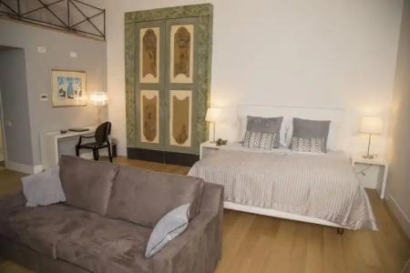 Santa Chiara Boutique - 100