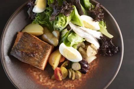 Real Select at the Ritz Carlton Residences, Waikiki Beach - 11