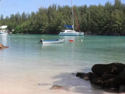 Le Port Guest House - 9