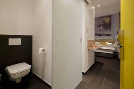 B&B München-Olympiapark - 8