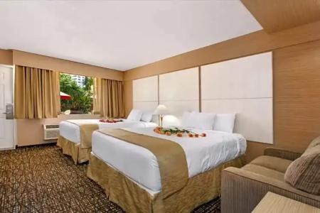 Ocean Beach Club - 35