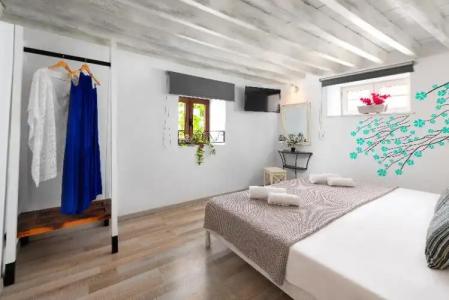 Lindos Marianthi Studios - 17