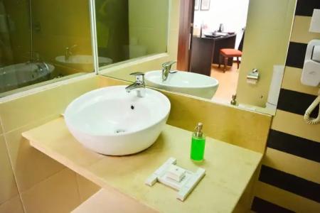 Mountview Luxury Cottage - 88