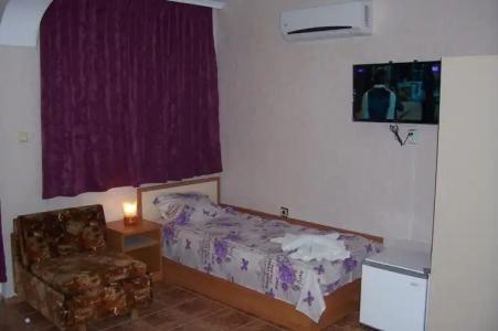 NELLY Guest House - 0