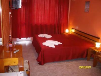NELLY Guest House - 24