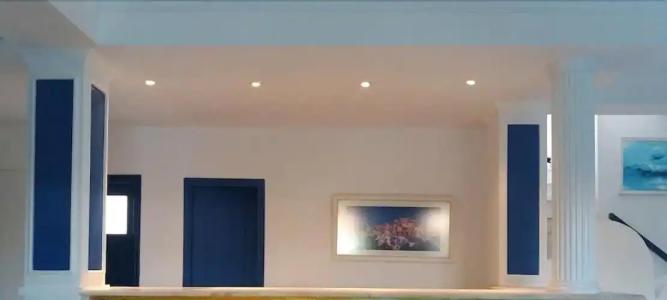 Santorini Breeze - 0