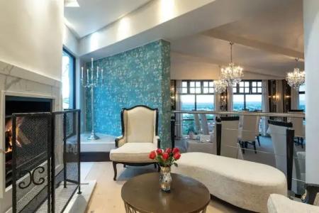 Heinitzburg Boutique - 33