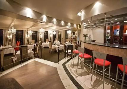 Heinitzburg Boutique - 27