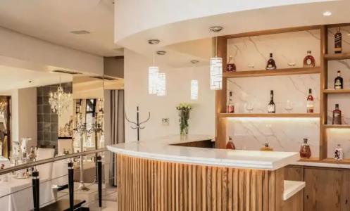 Heinitzburg Boutique - 22