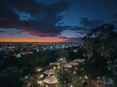 Heinitzburg Boutique - 24